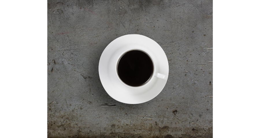 "夕方にコーヒーを飲みたくなるけど、夜眠れなくなる。どうすればいい?"