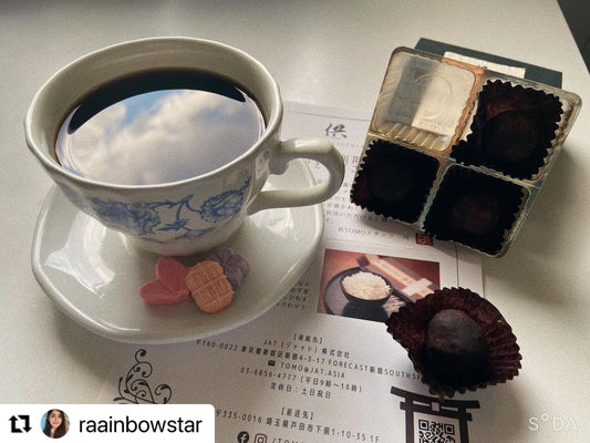 Little Caffeine-free break! ☕️🍬🍫