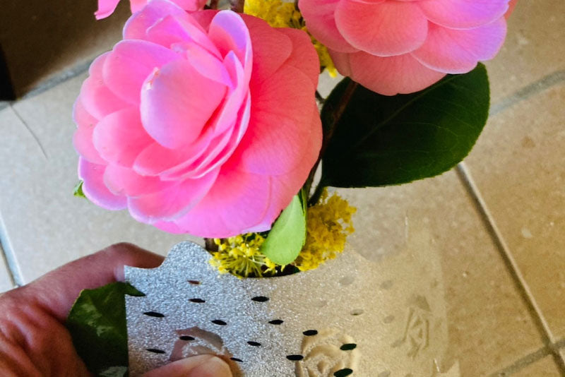 楽に花をさす事ができ、かなりうれしいです!