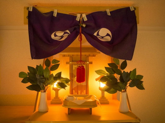 家のなかの神社「神棚」の祀り方